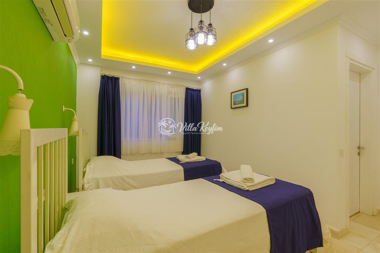 Villa Sydney — 68