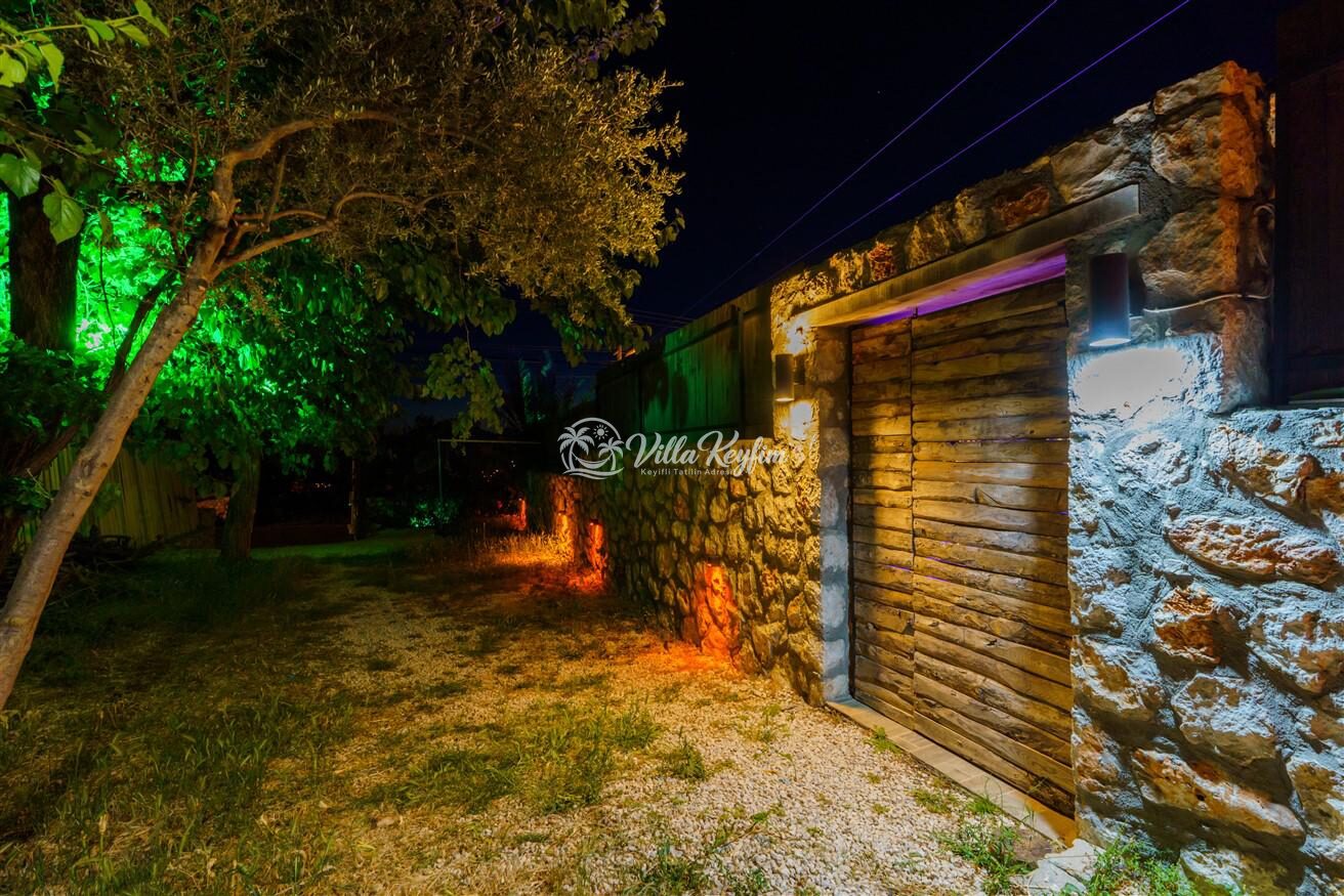 Villa Yek — 56