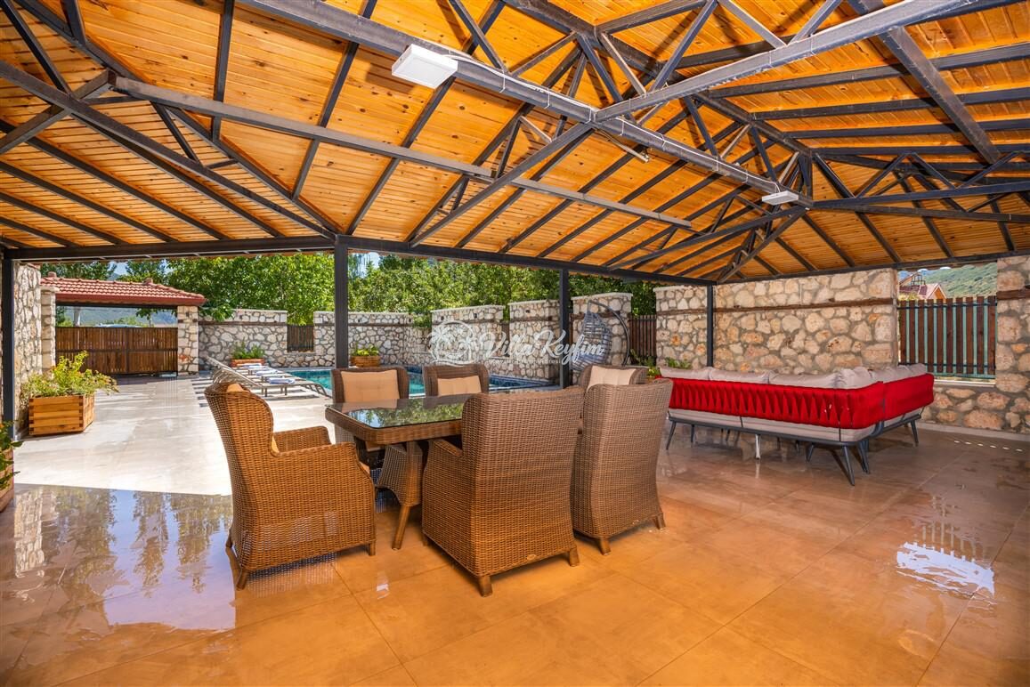 Villa Şah Bezirgan — 4
