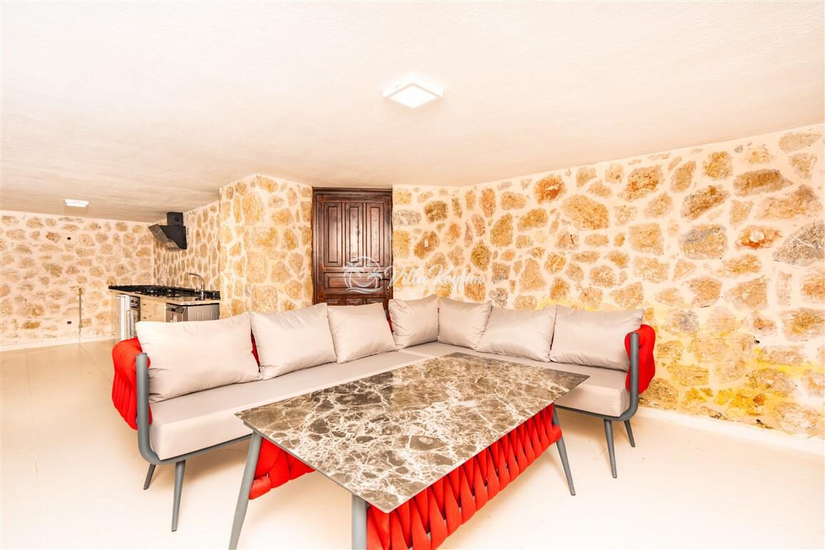 Villa Şah Bezirgan — 21