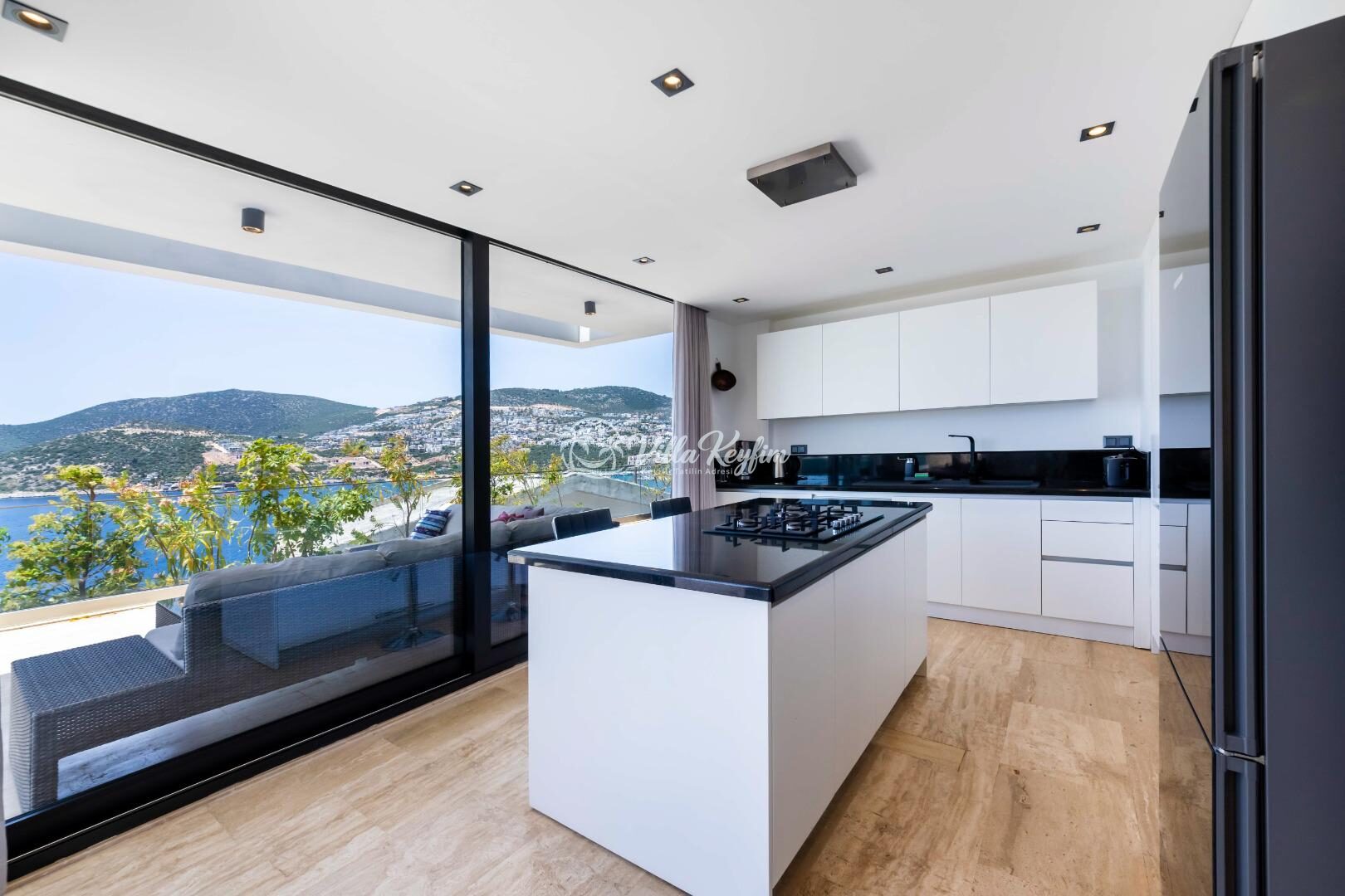 Villa Lumineux — 42