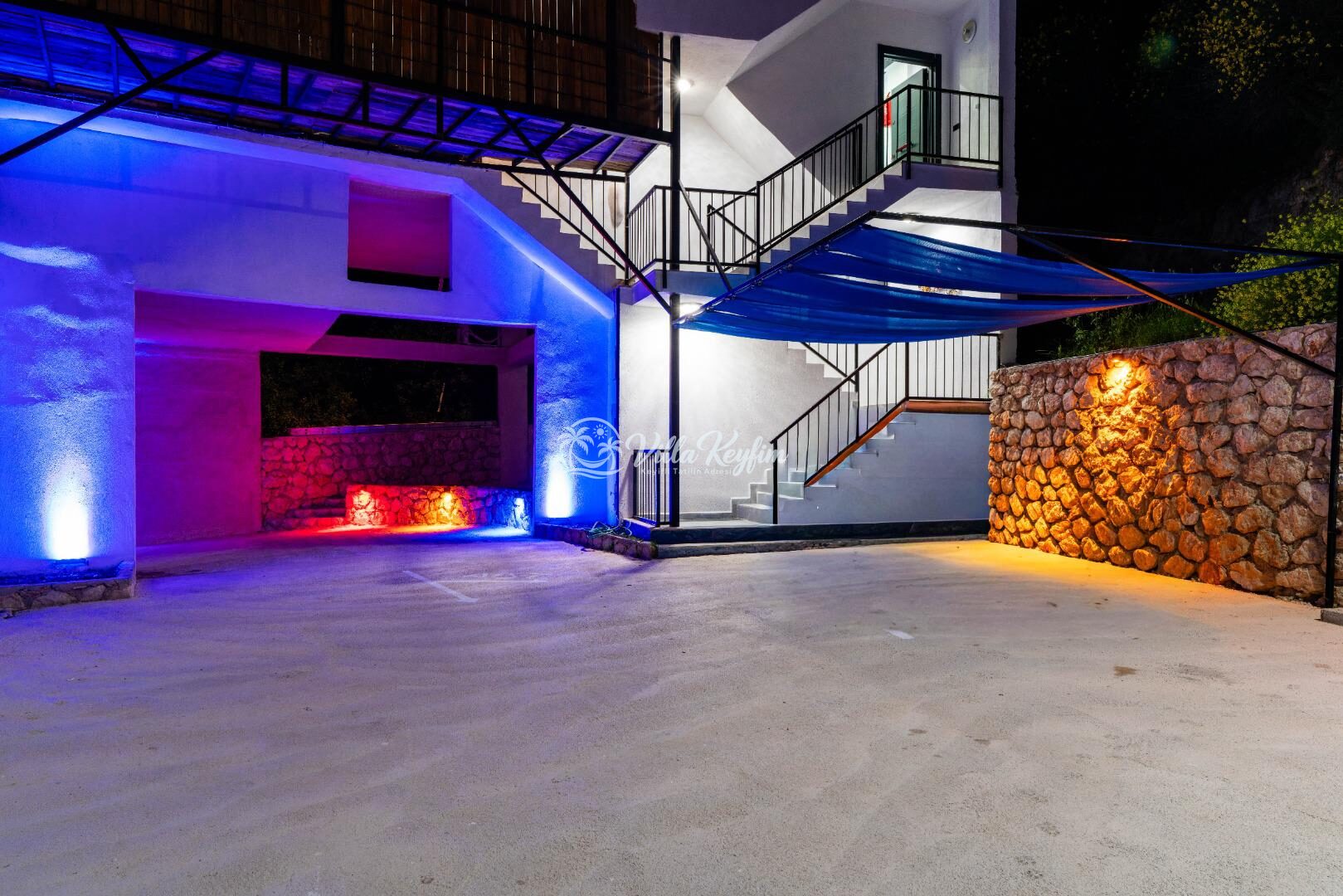 Villa Astanos 1 — 23