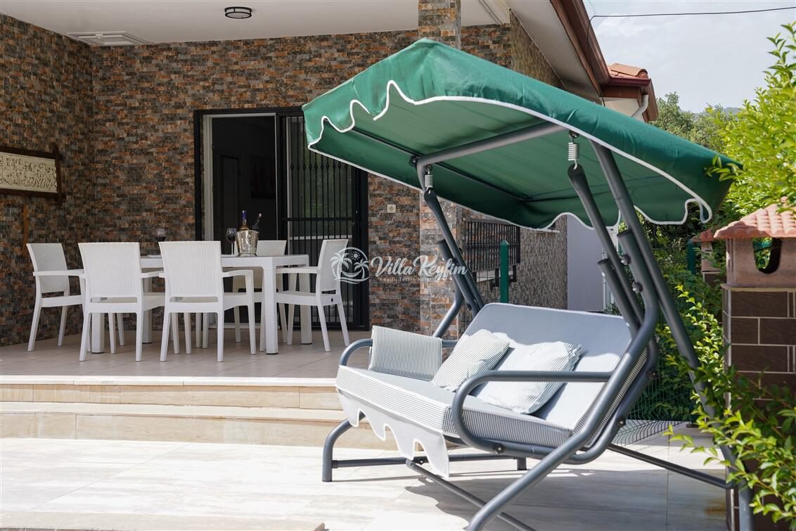 Villa Poyel 1 — 5
