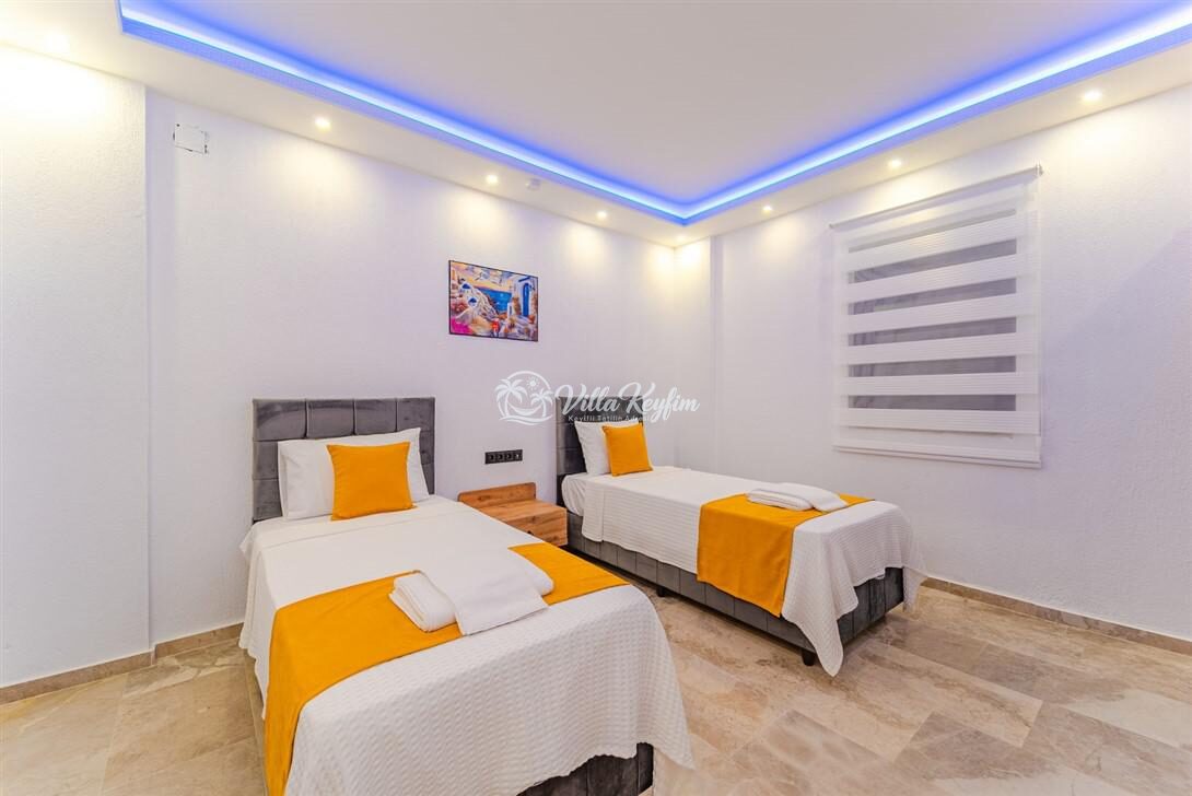Villa Sea Pro — 55