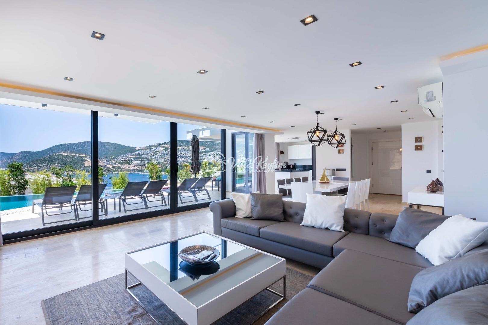 Villa Lumineux — 46