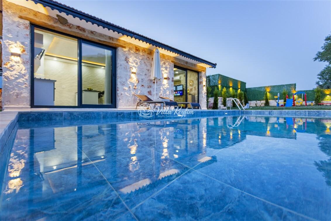 Villa Menesa — 14