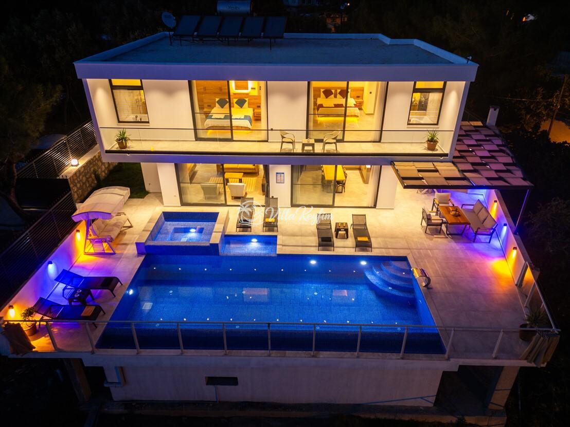 Villa Dolce Deluxe — 112