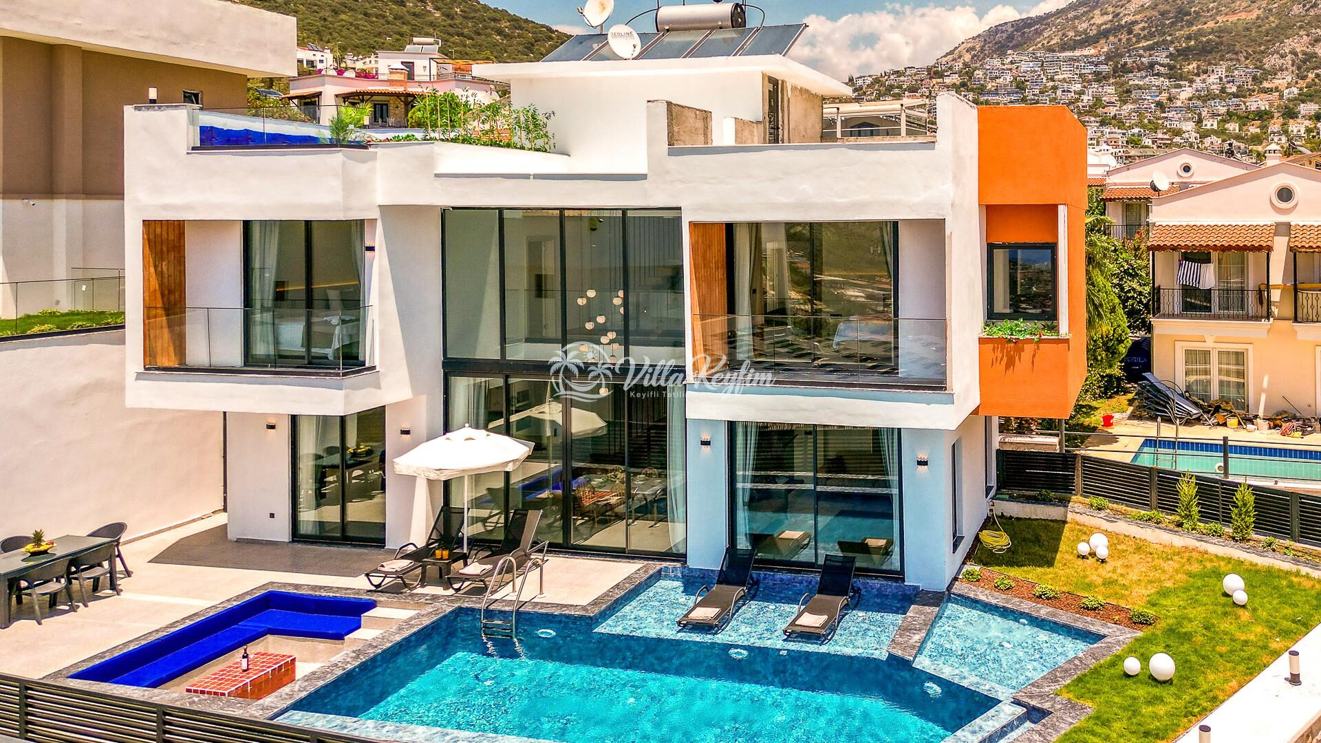 Villa Barlas — 63