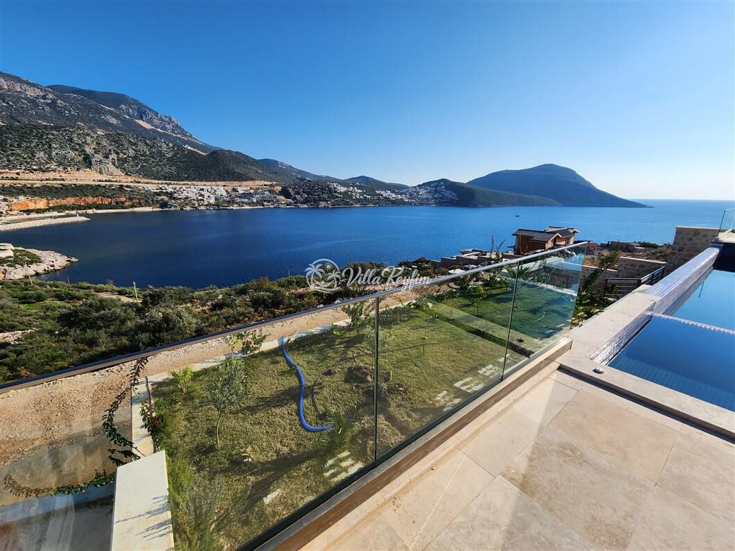 Villa Banu Exclusive — 168