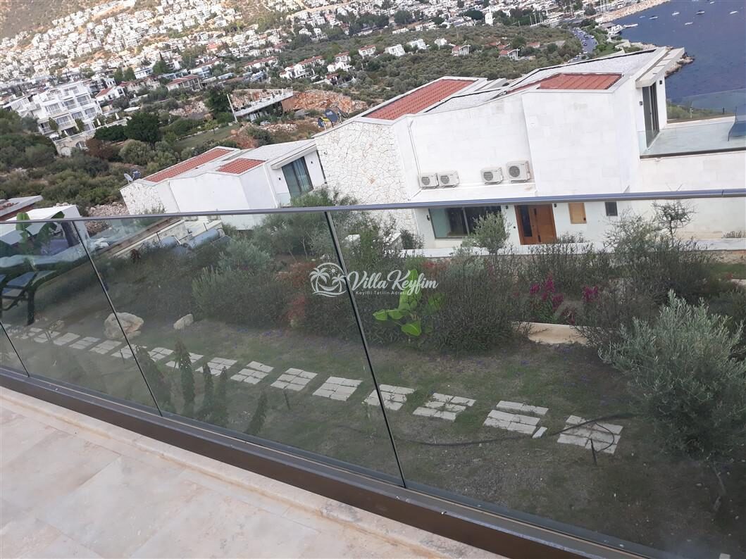 Villa Arya Exclusive — 36