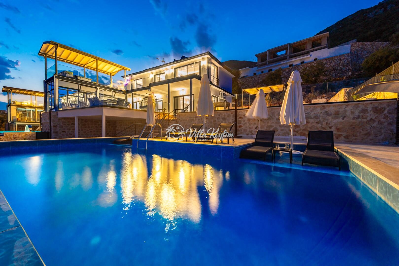 Villa Avenir — 2