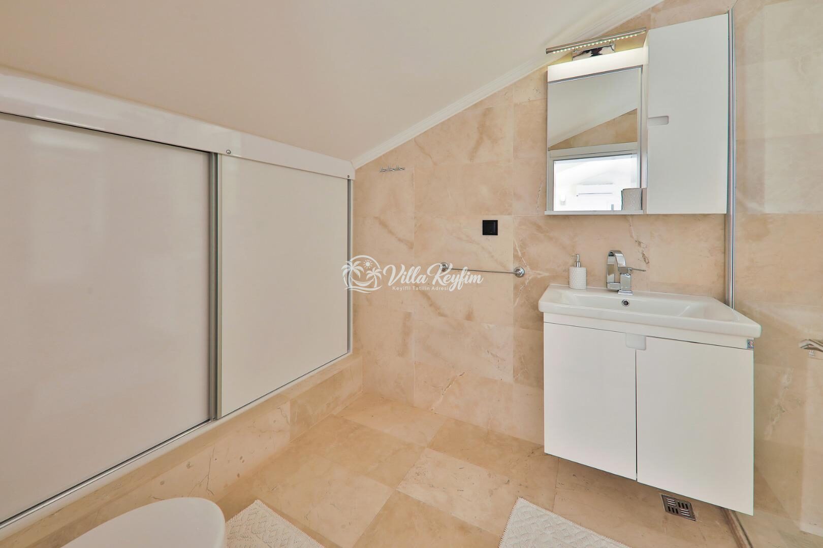 Villa Esma — 24