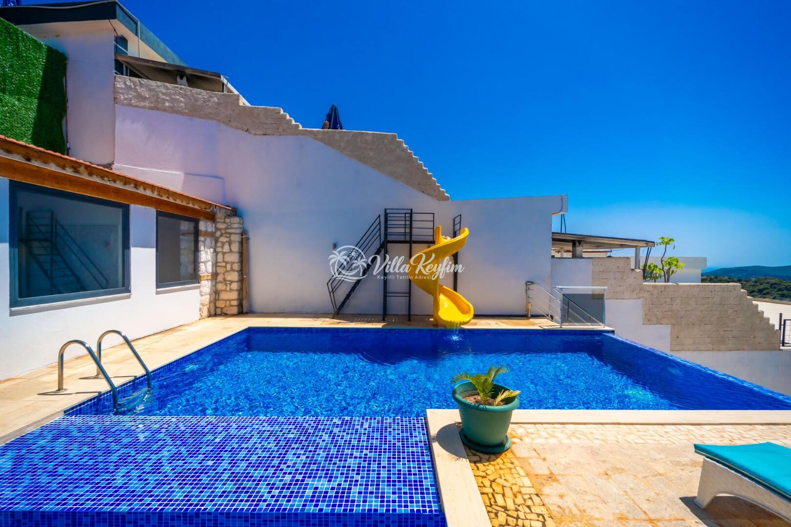 Villa Anahita — 9