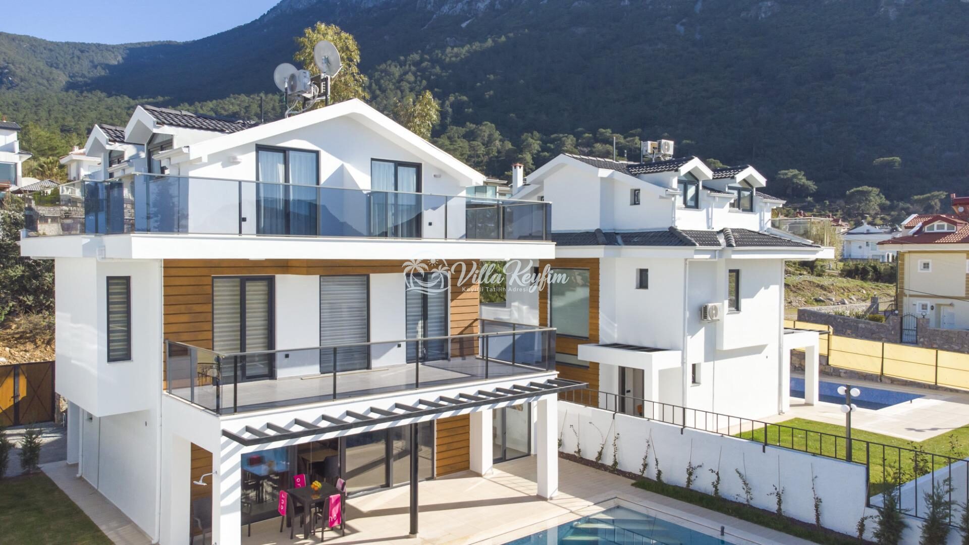 Villa Berzan — 3