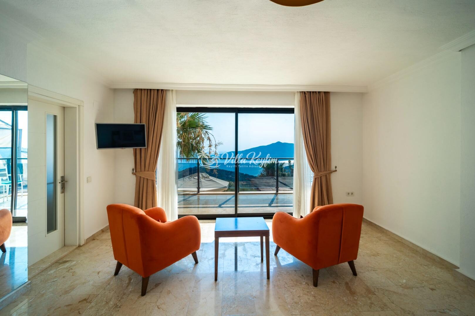 Villa Titanic — 90