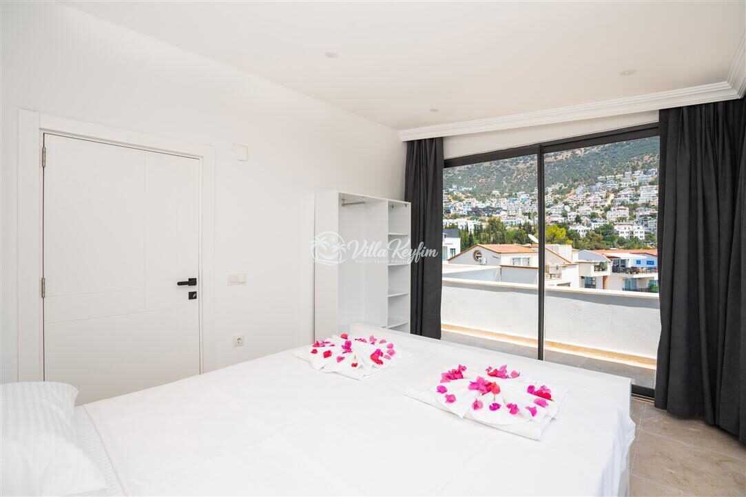 Villa City — 30