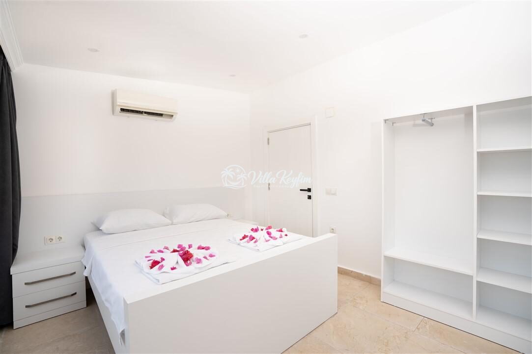 Villa City — 32