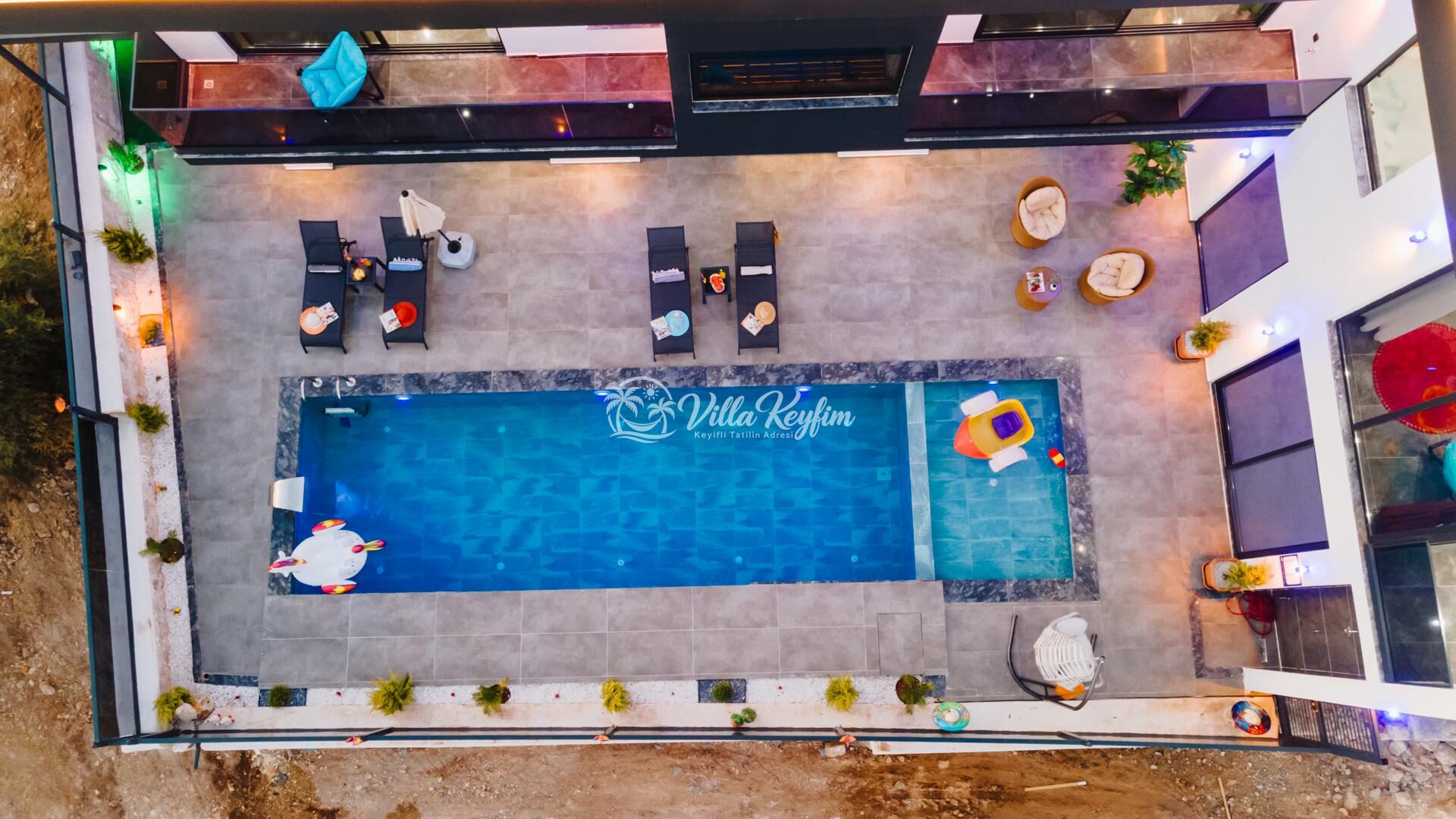 Villa Water Moon — 82
