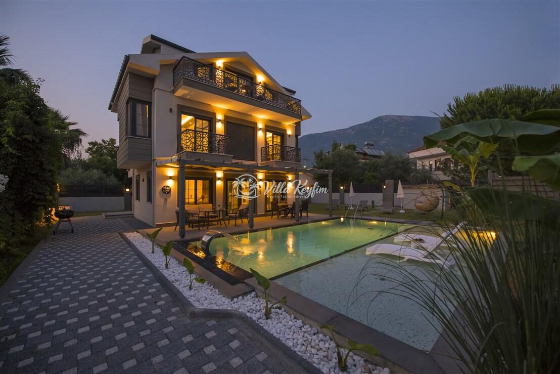 Villa Lore B — 11