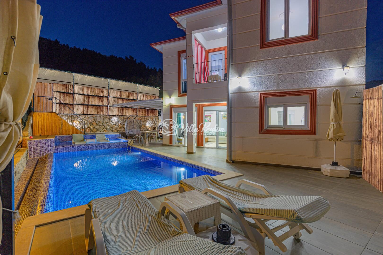 Villa Beyaz İslamlar — 2