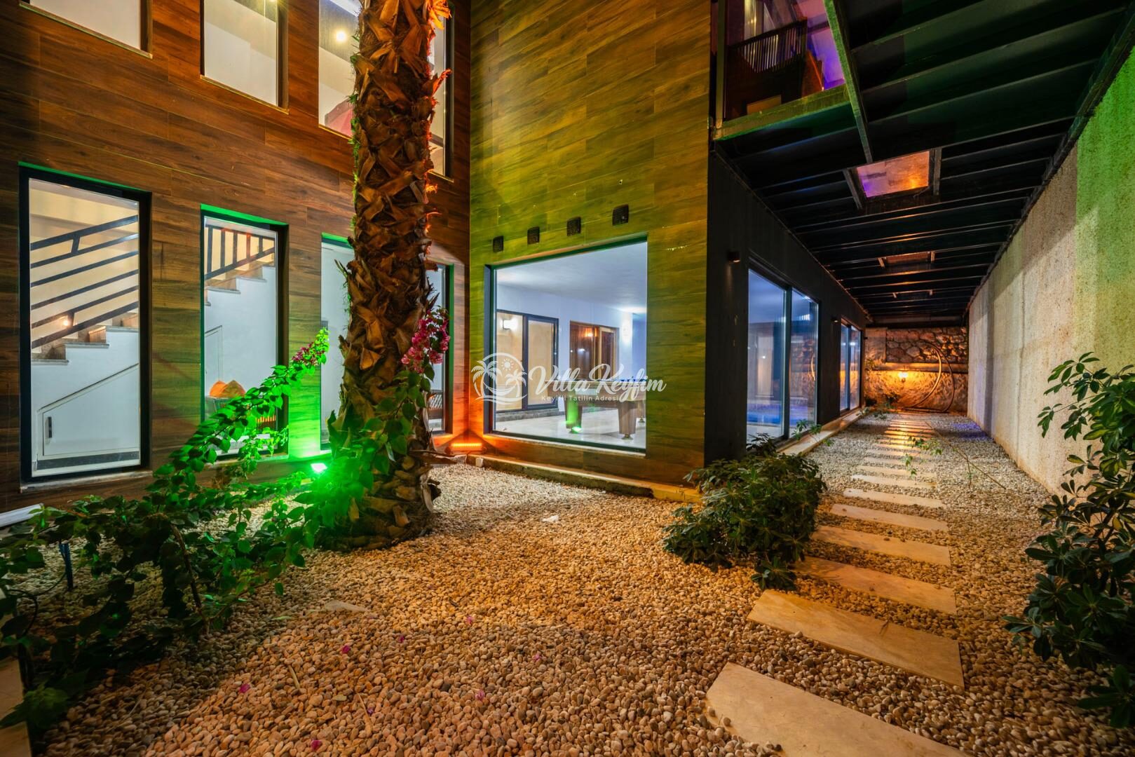 Villa Everest — 28