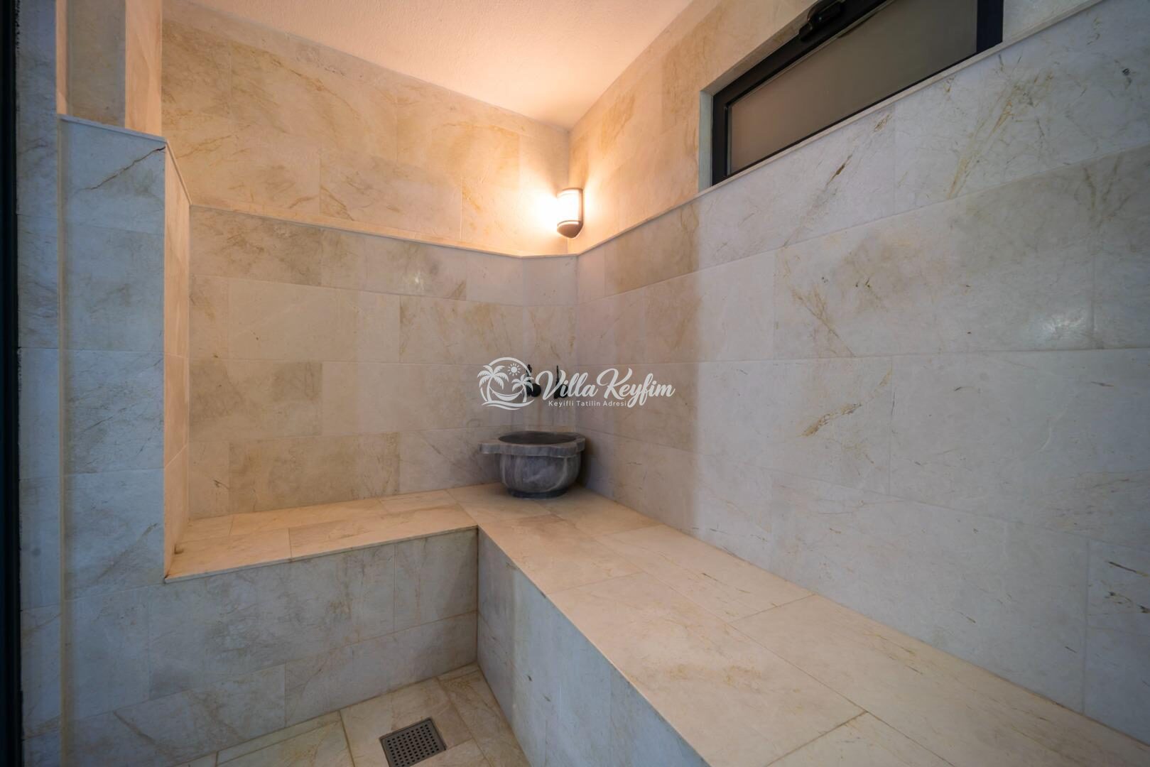 Villa Everest — 56