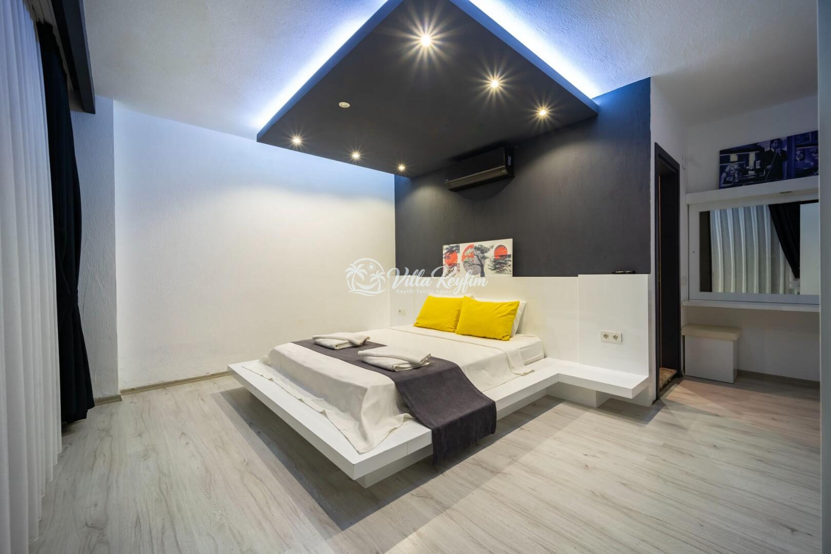 Villa Everest — 64
