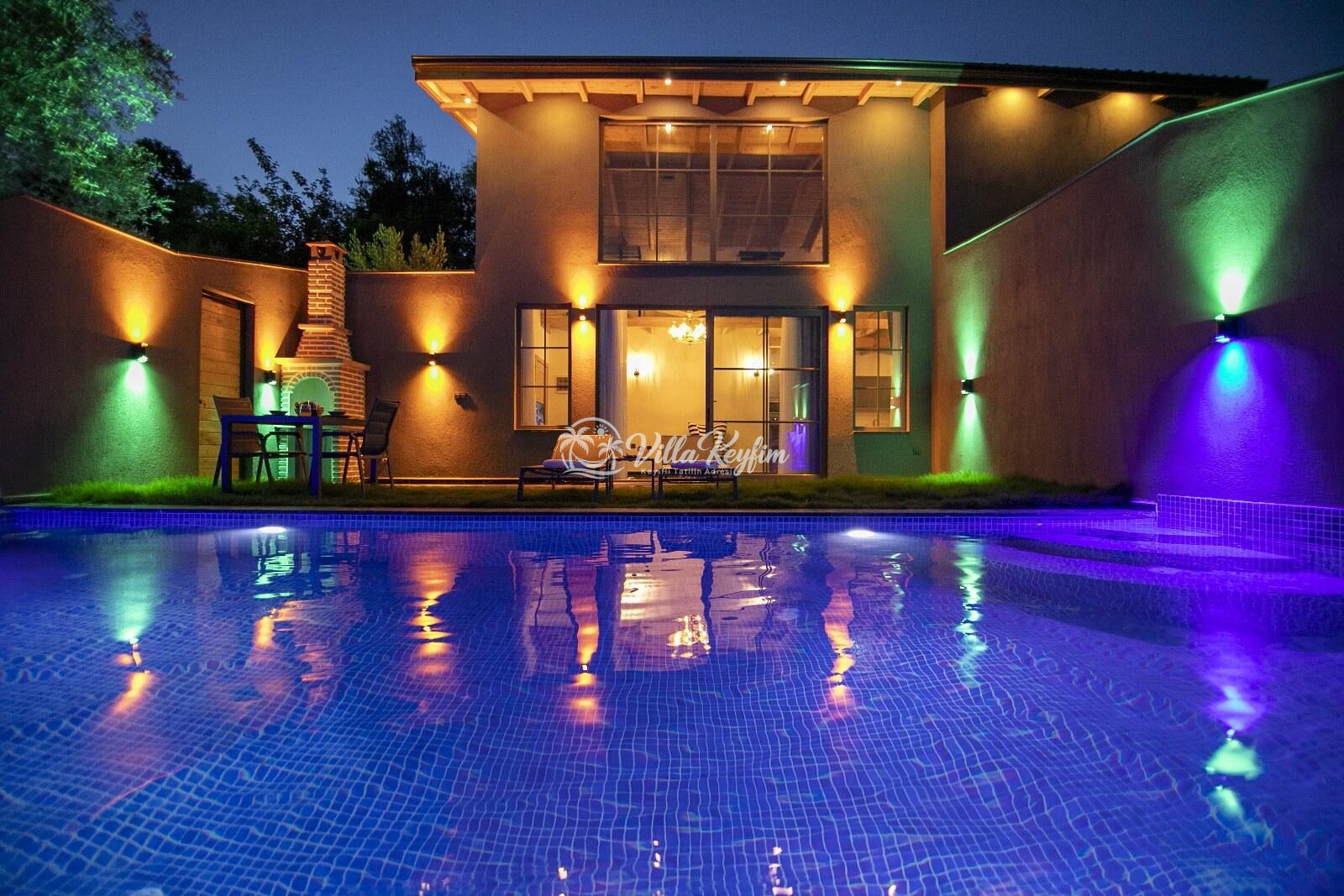 Villa Palace Small — 3