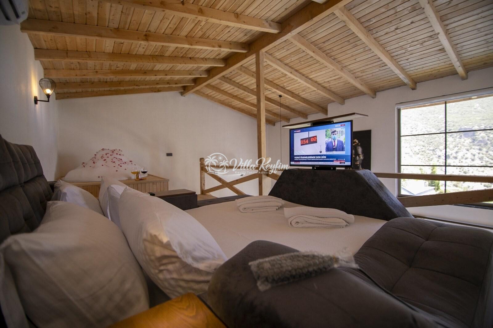 Villa Palace Small — 26