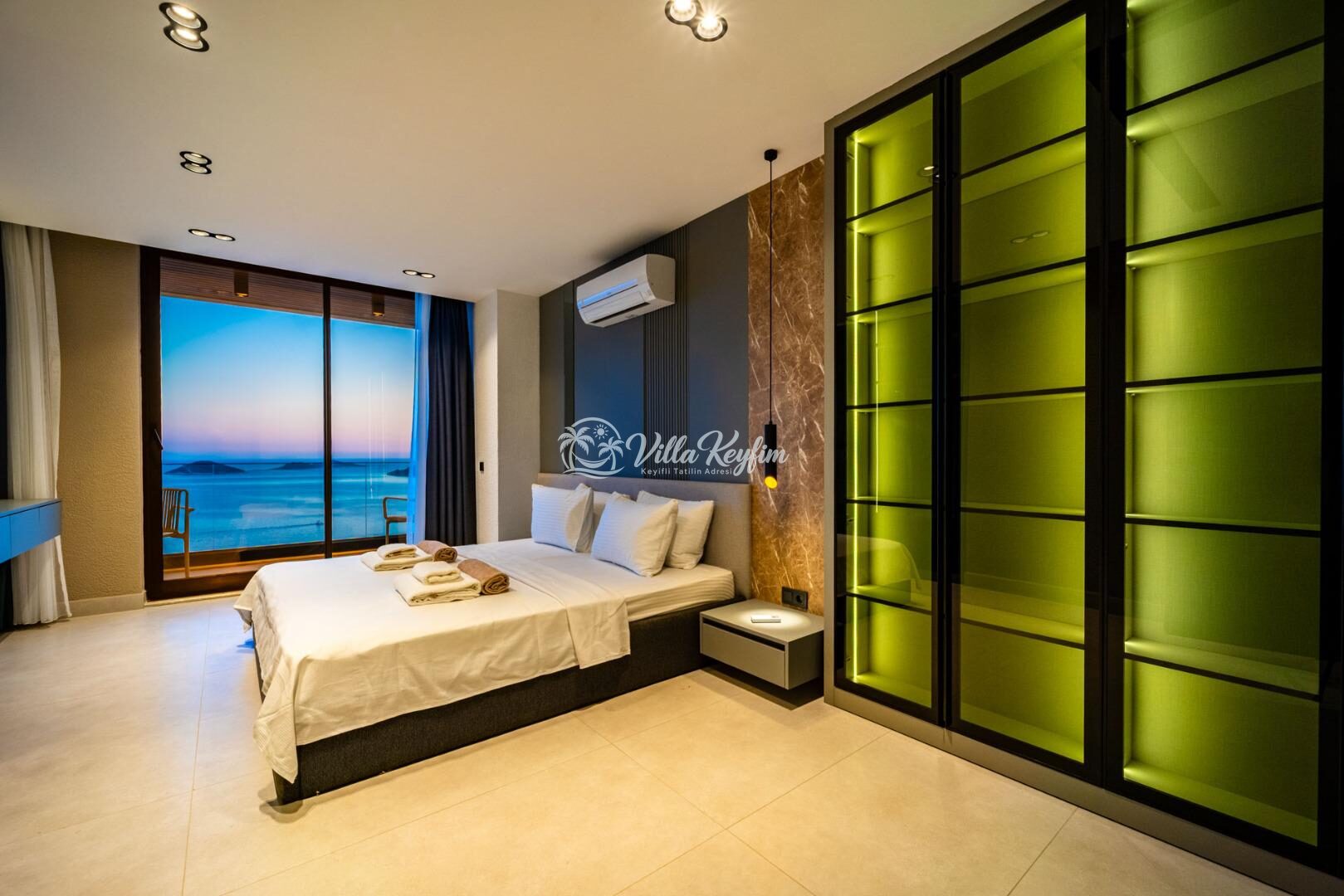 Villa Aura D — 56