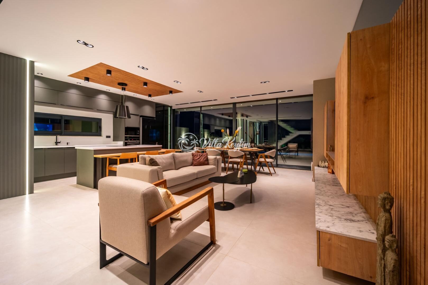 Villa Aura F — 76