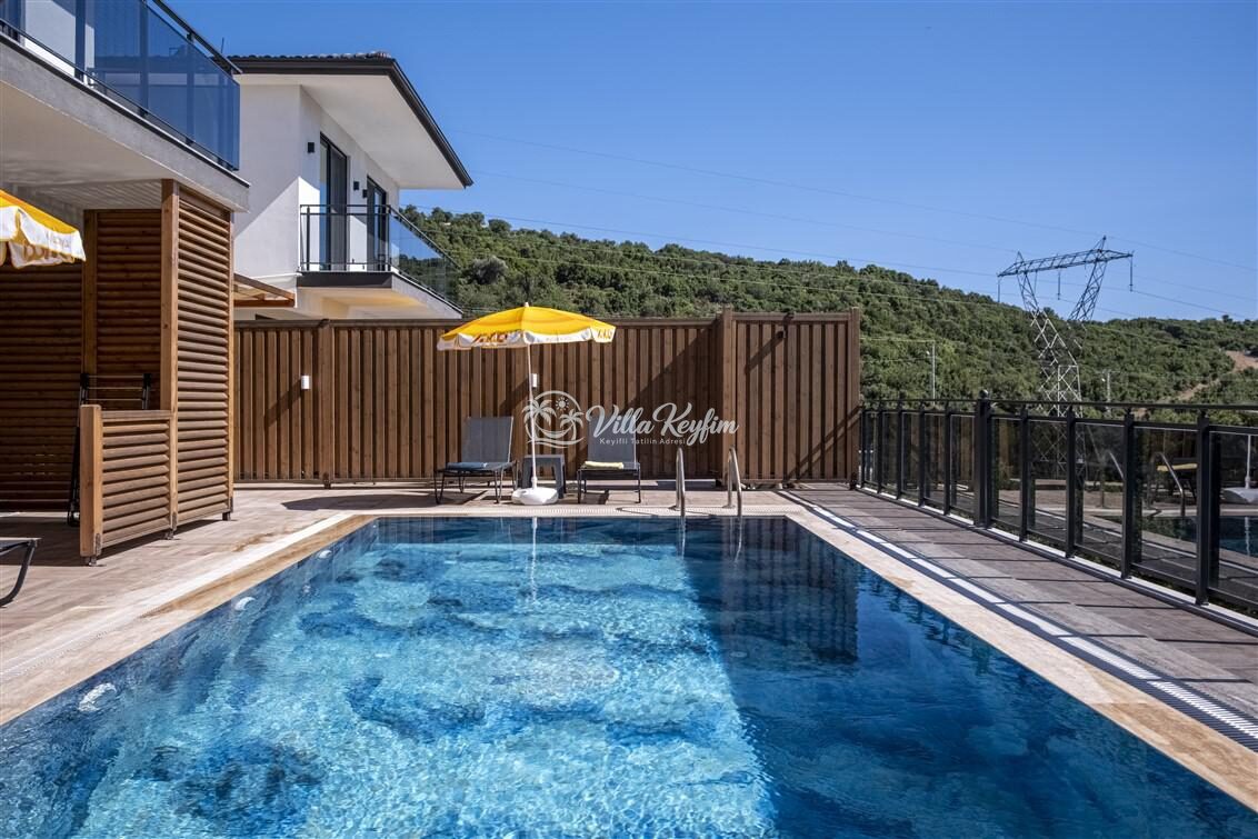 Villa Savaya 1 — 1