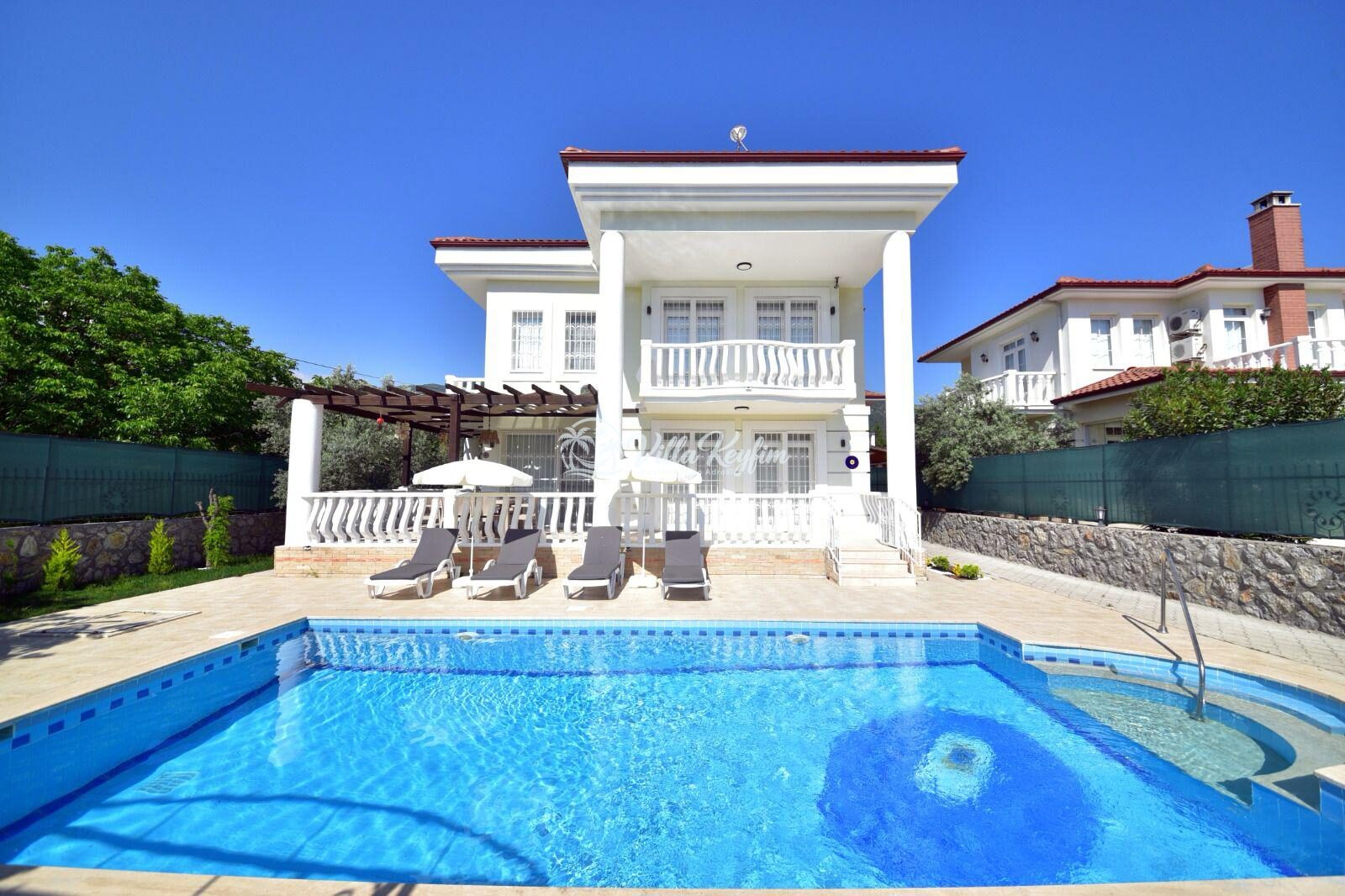 Villa Alya Üzümlü — 2