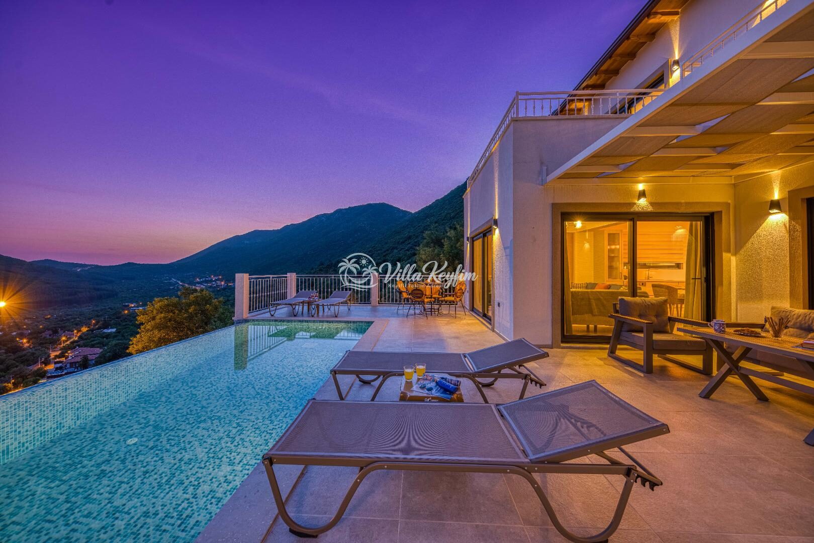 Villa Poeta — 2