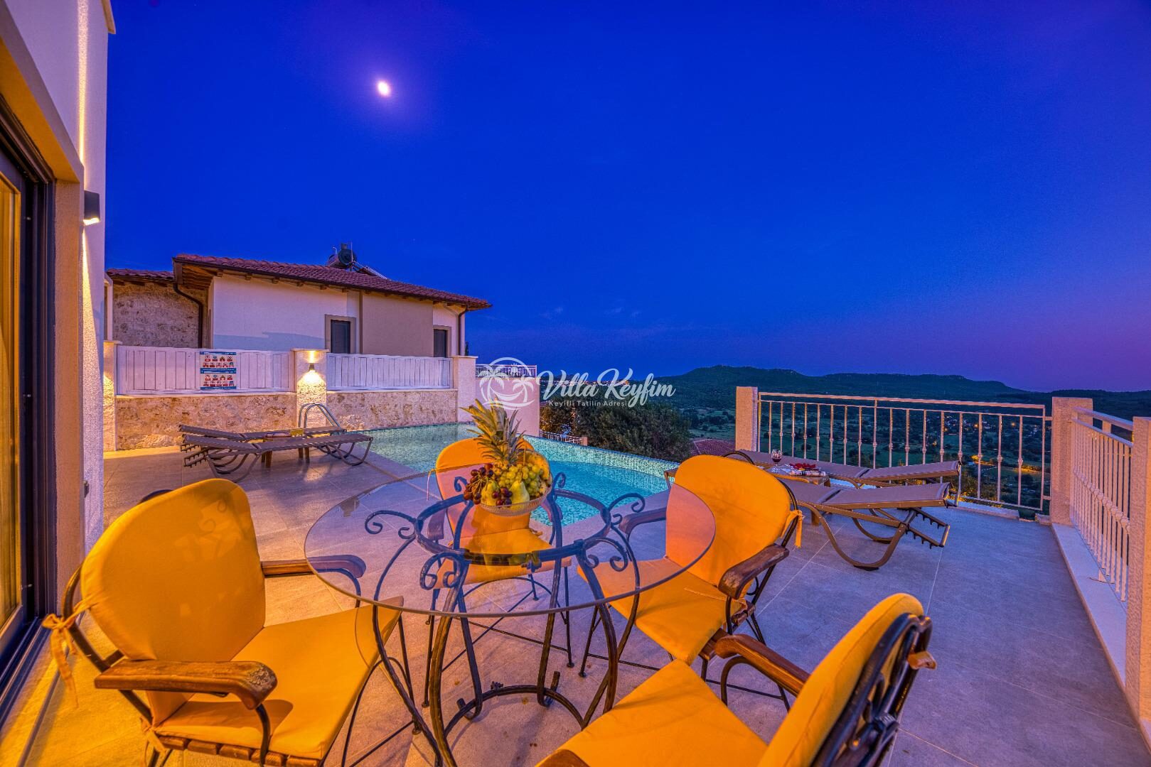 Villa Poeta — 5