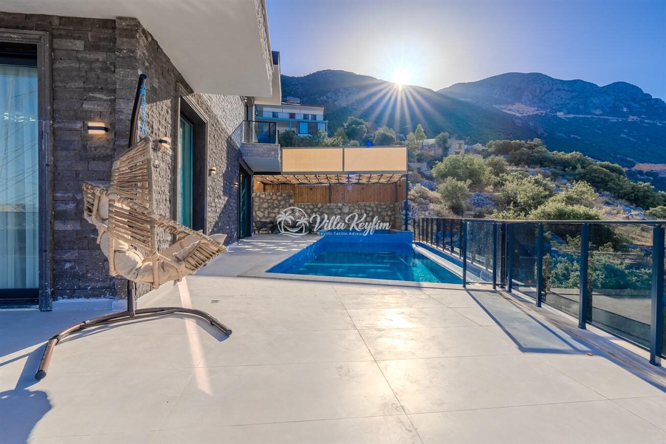 Villa Merva 3 — 5