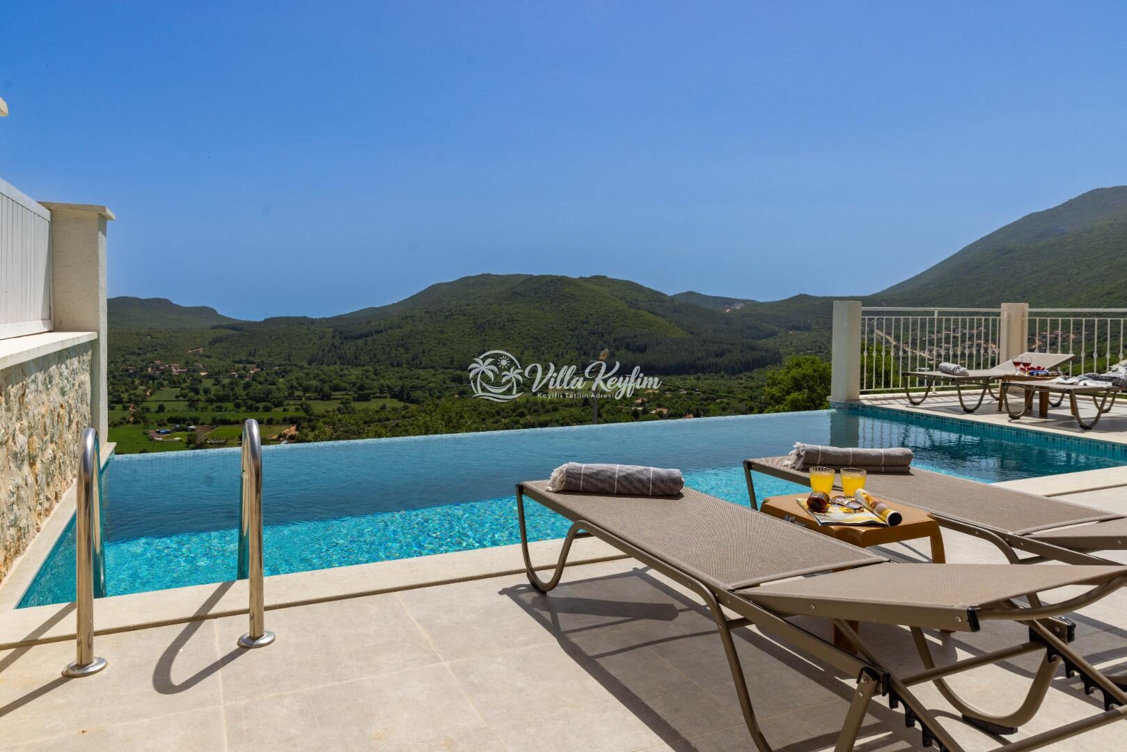 Villa Poeta — 20