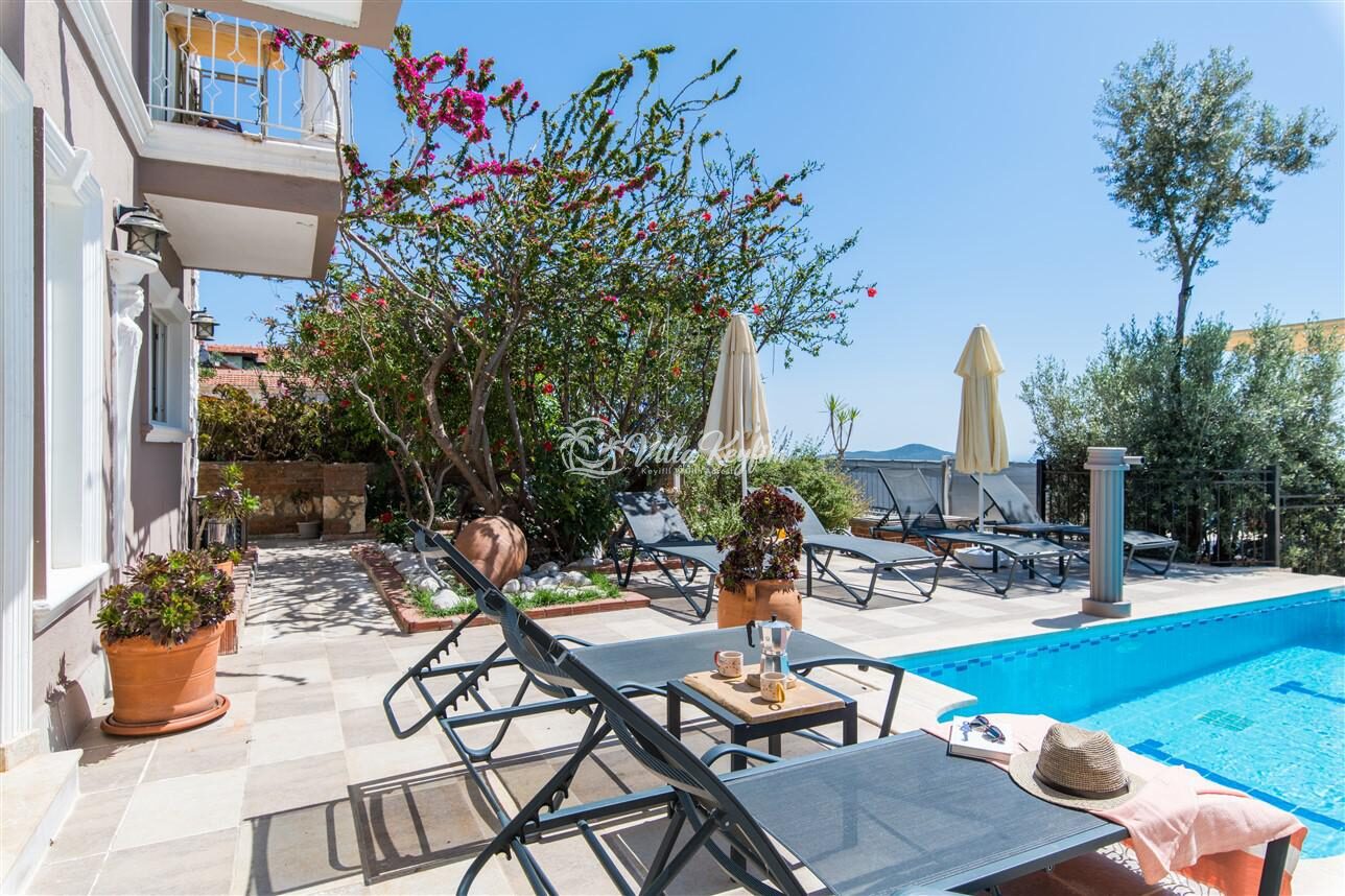 Villa Tulip — 12
