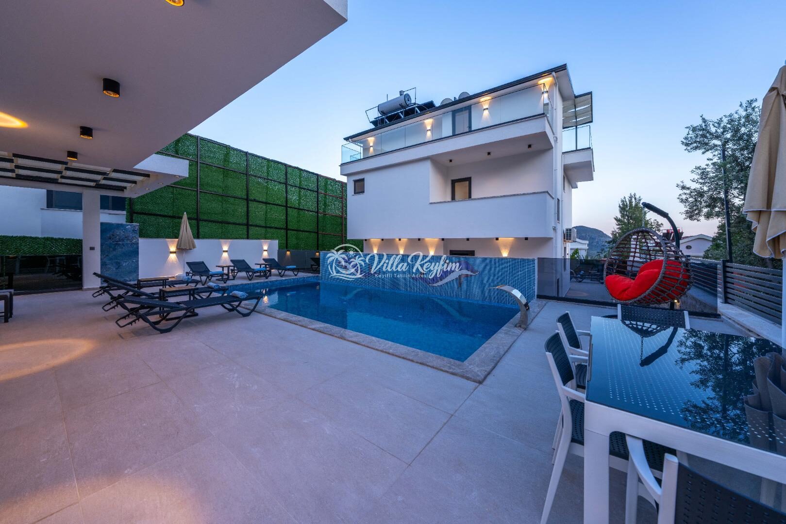 Villa Lovelet 1 — 3