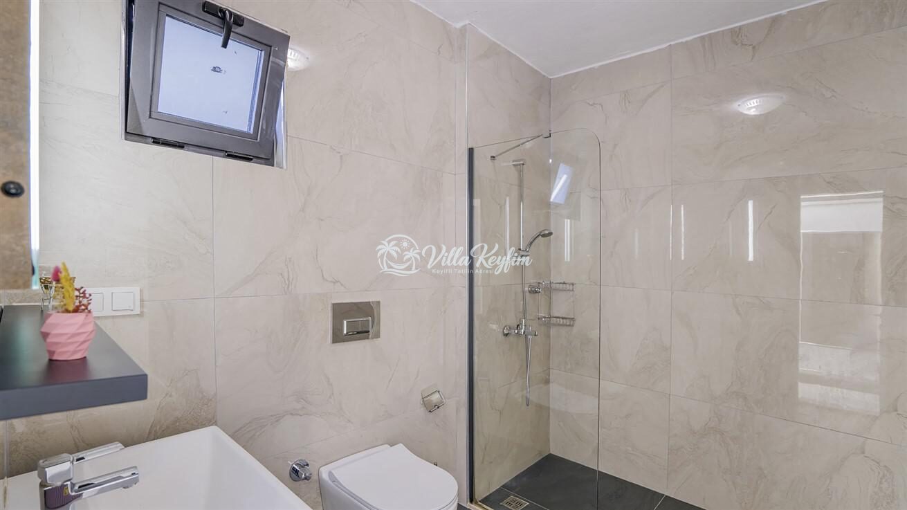 Villa Alara — 65