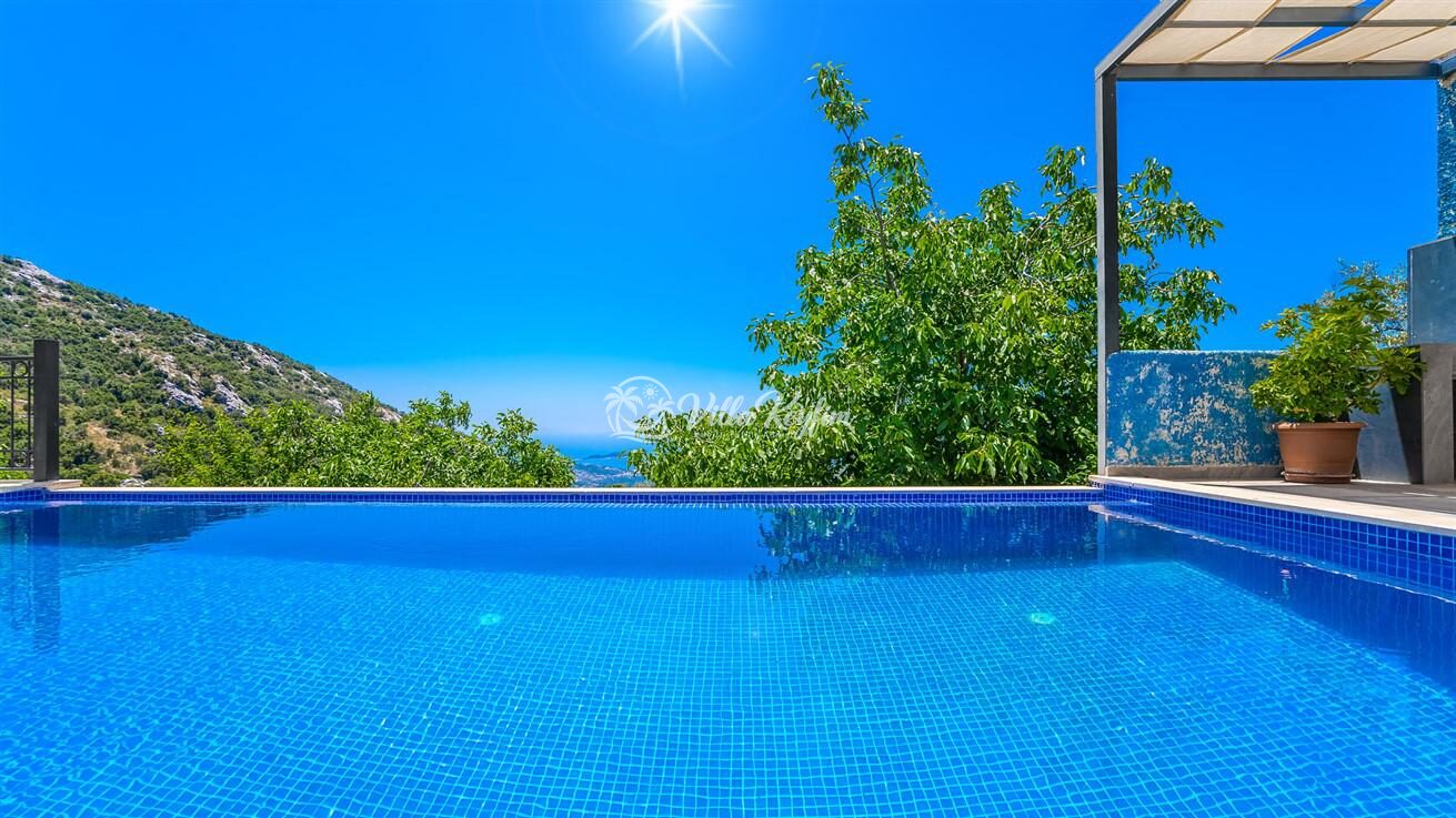 Villa Alara — 90