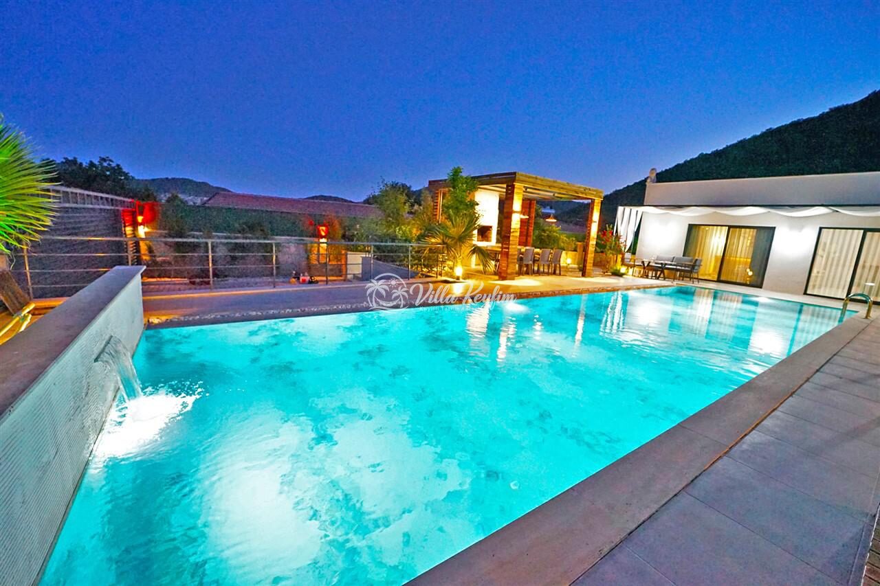 Villa Mamon Luxury Life — 34