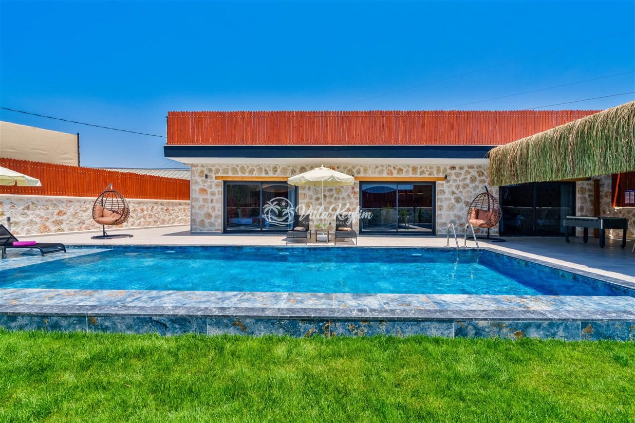 Villa Elysia — 16