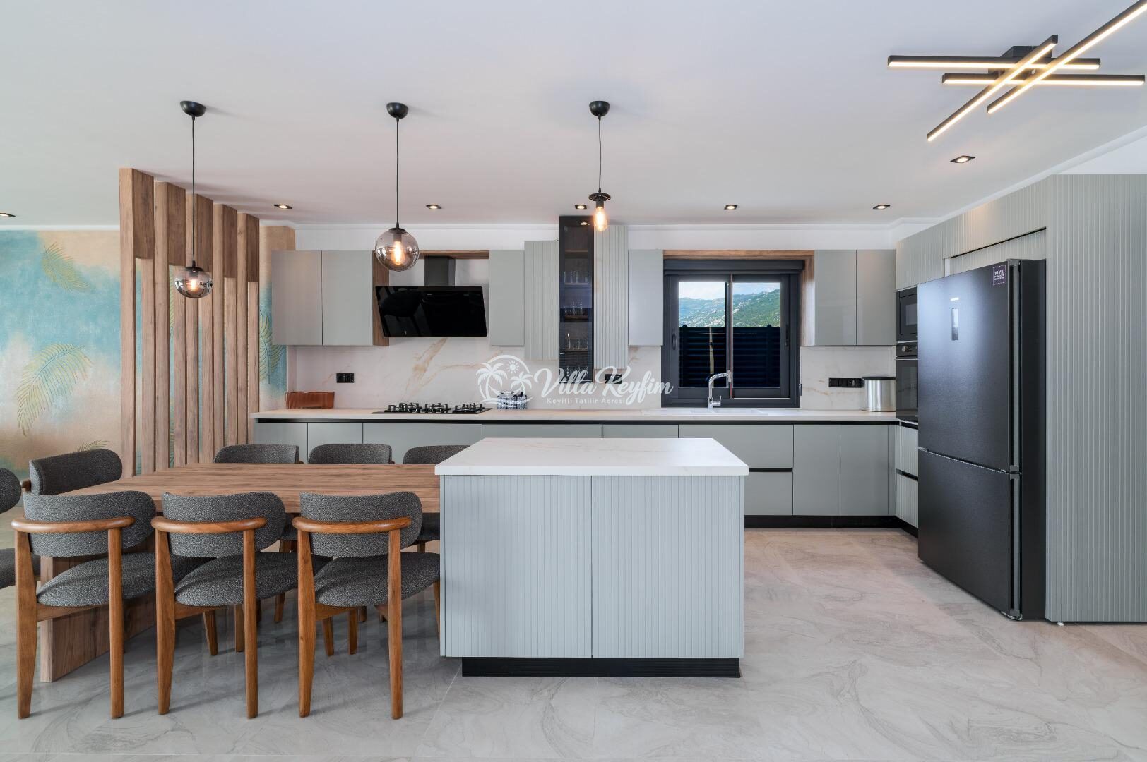 Villa Newcastle — 34