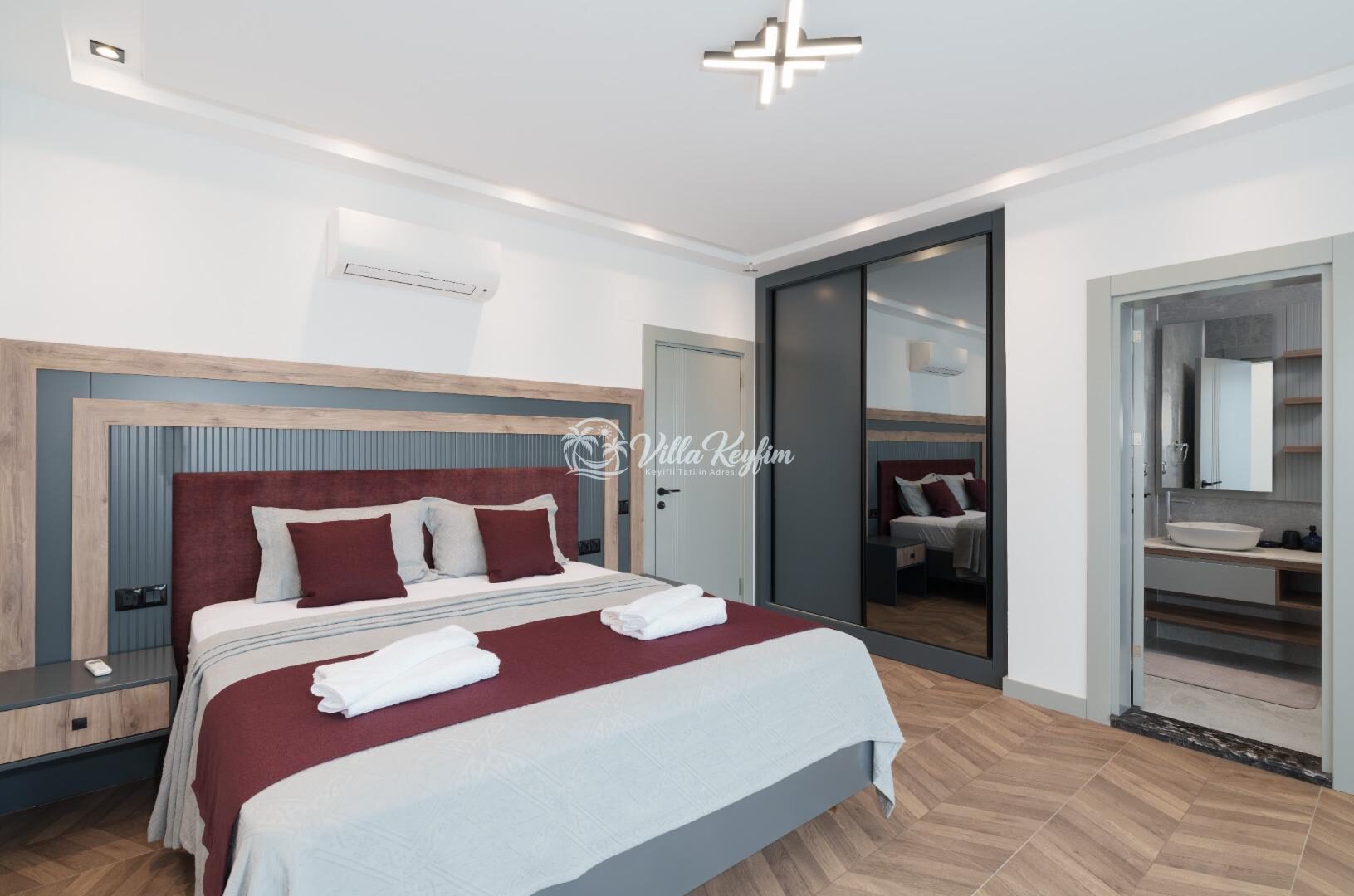Villa Newcastle — 49