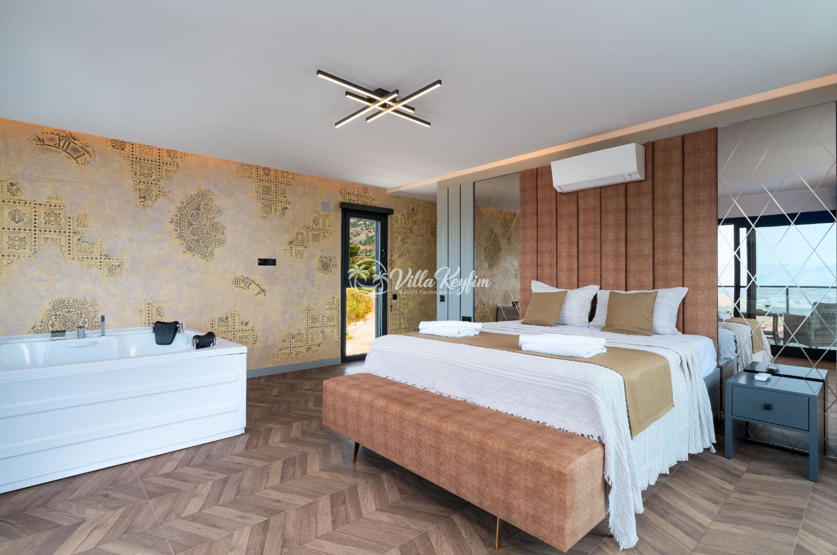 Villa Newcastle — 58