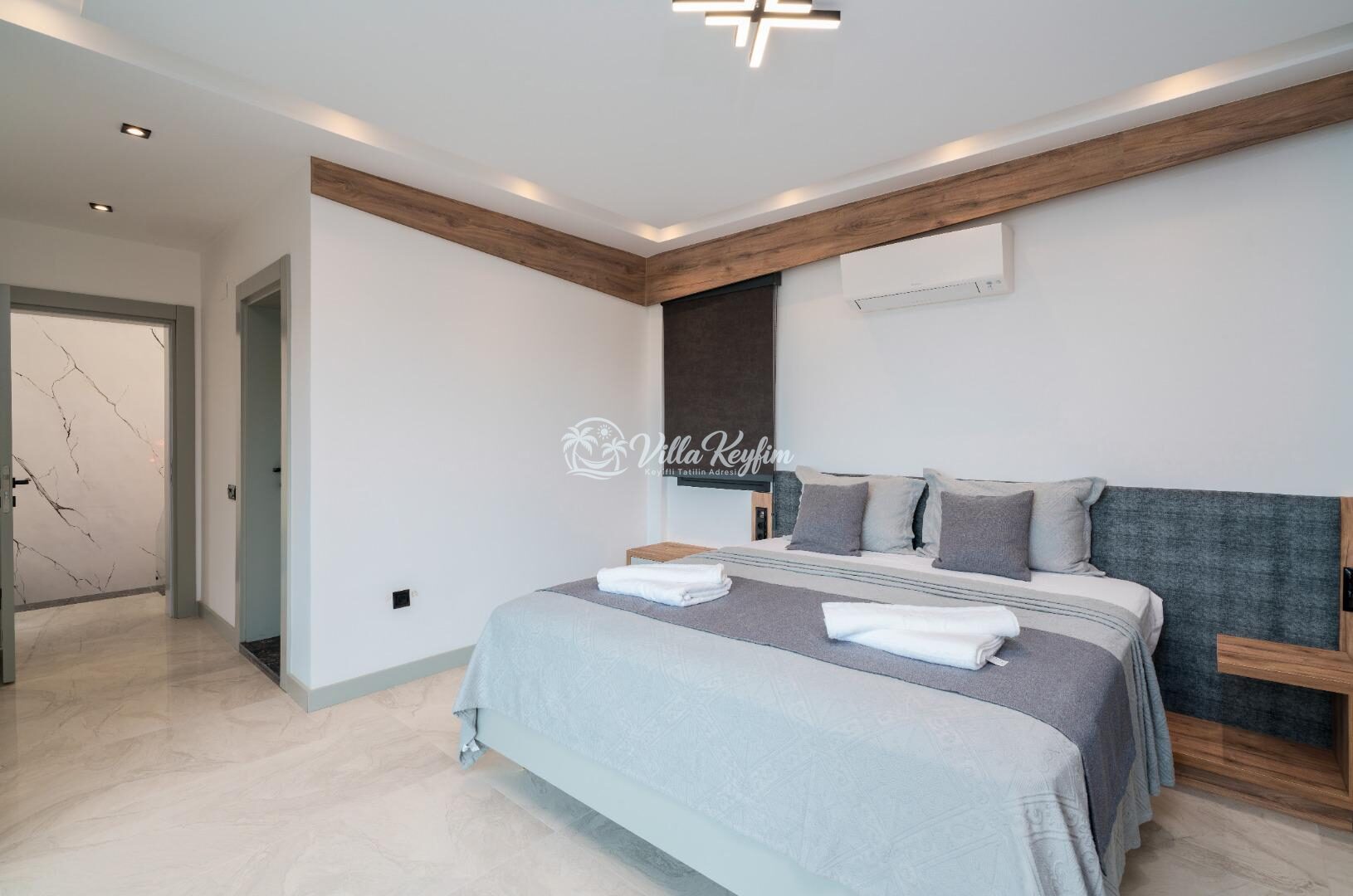 Villa Newcastle — 66