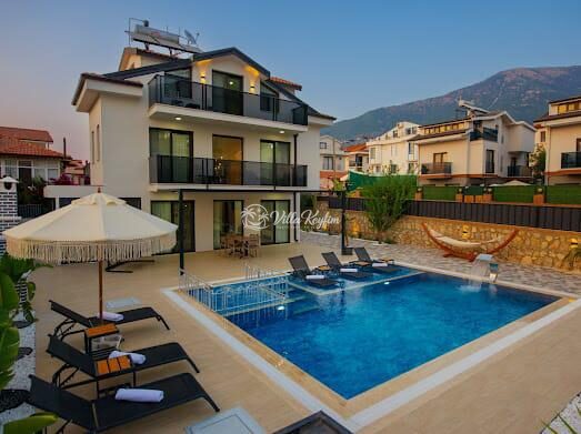 Villa Fullmoon 1 — 6
