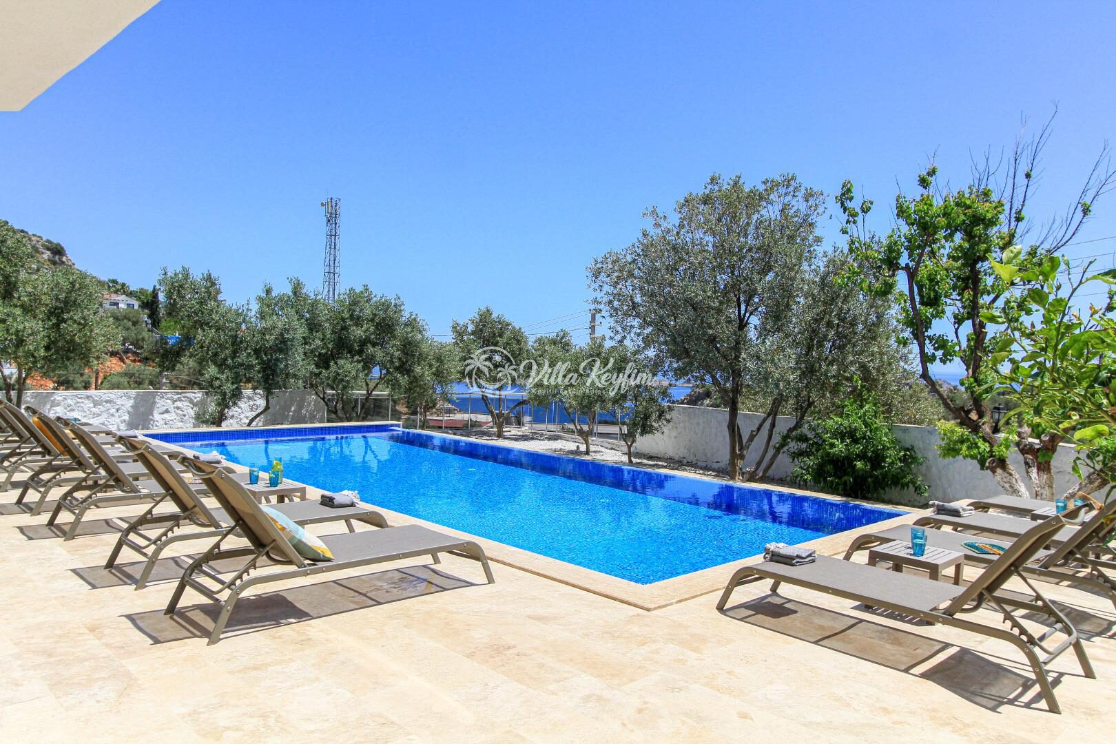 Villa Aristo — 6