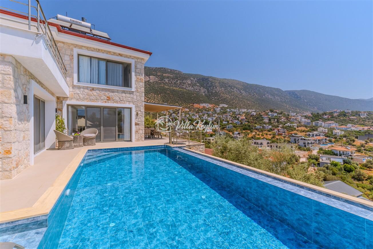 Villa Eterna — 2